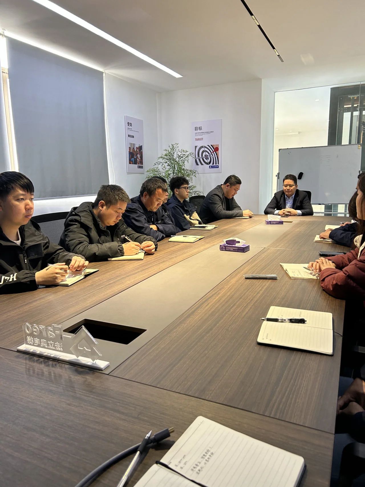 法立奥电梯会议