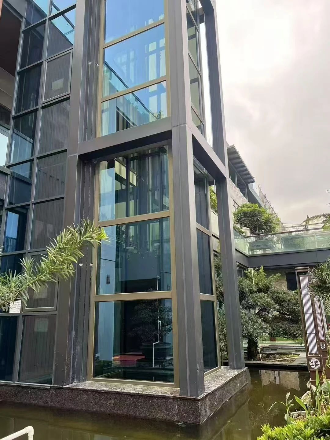 法立奥全景玻璃观光电梯