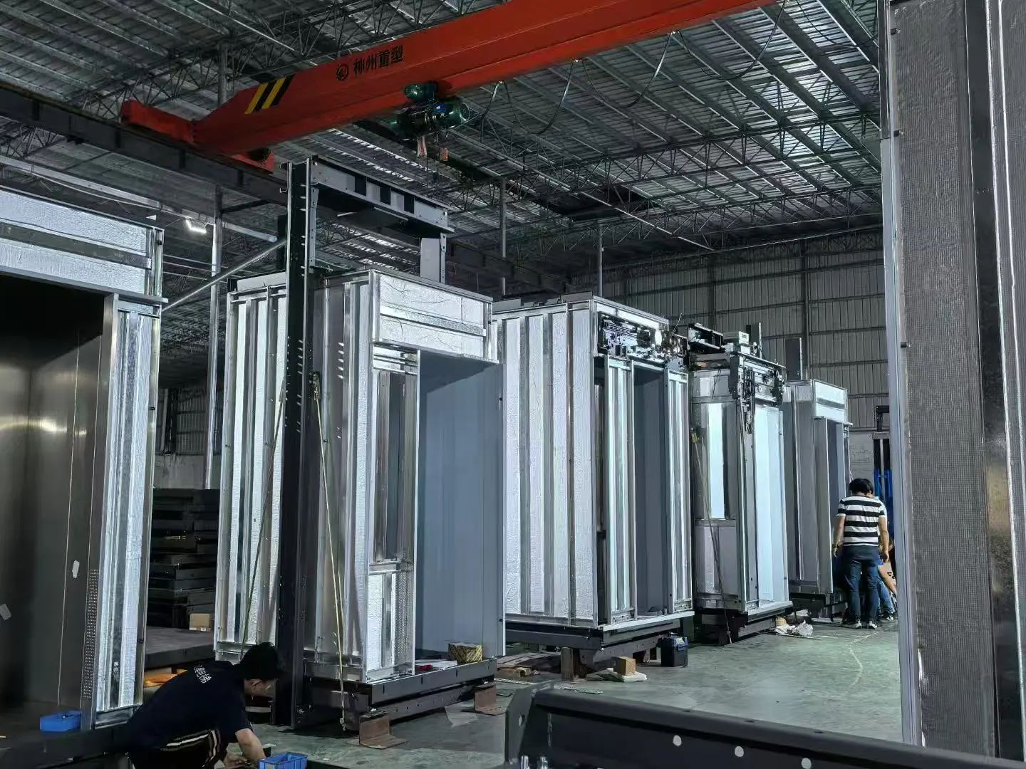 法立奥电梯出货试安装