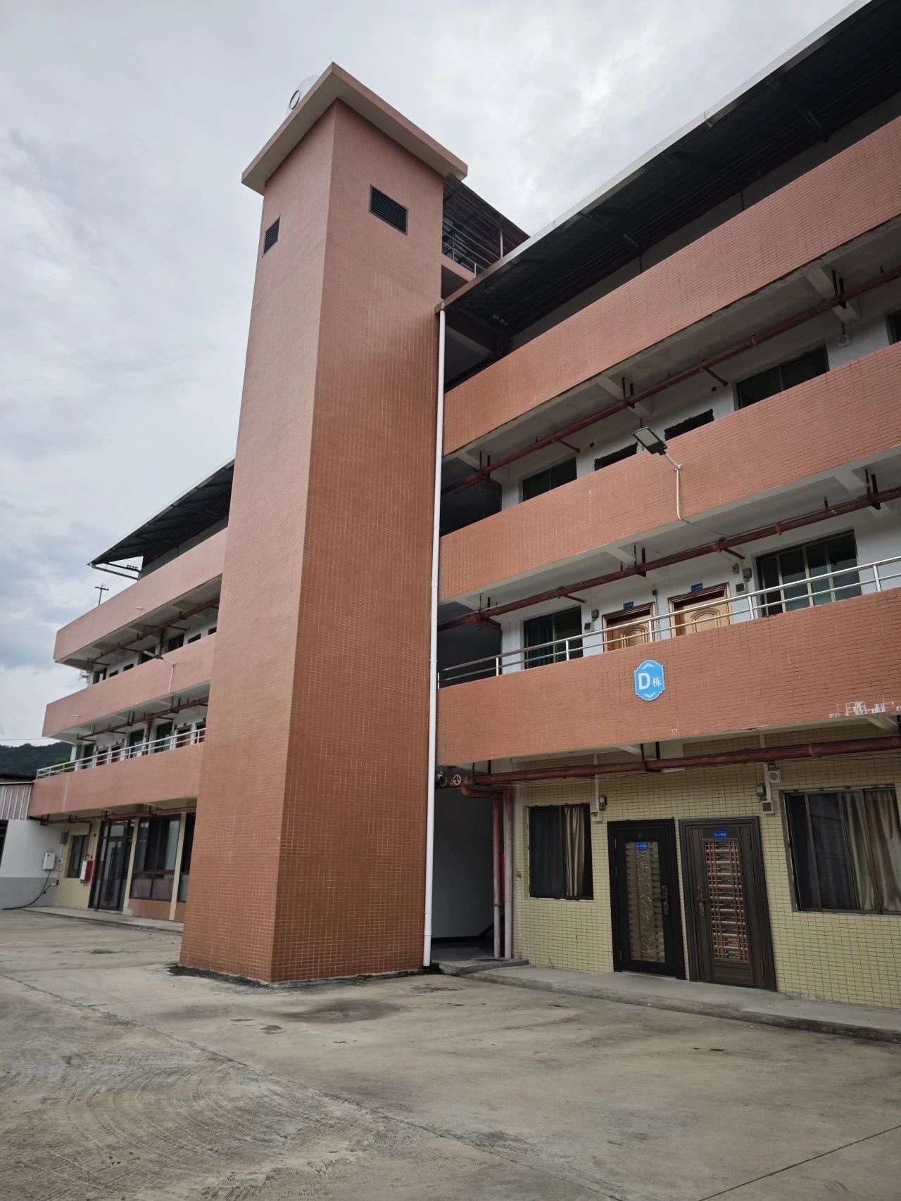 法立奥室外加装电梯