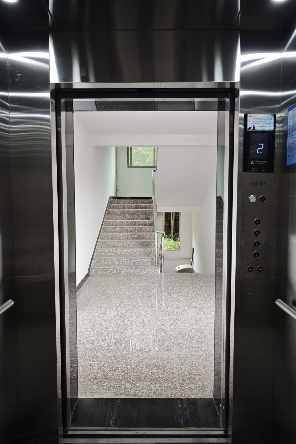 法立奥加装电梯图